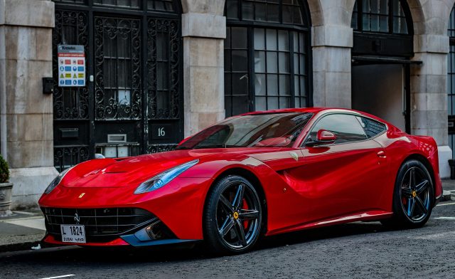 Ferrari uposlenicima dijeli do 12.000€ bonusa