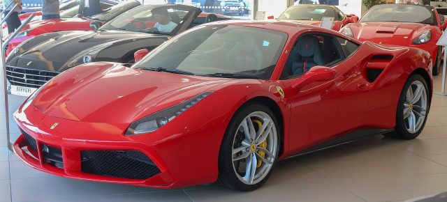 Najskuplji uvezeni automobil u BiH u prošloj godini bio je Ferrari