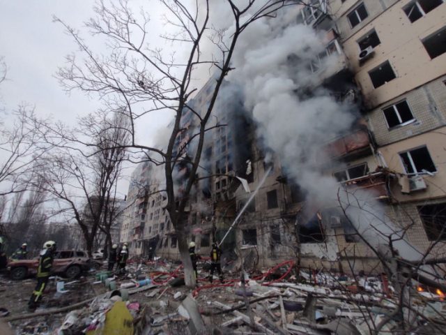 Raznesen stambeni blok u Kijevu