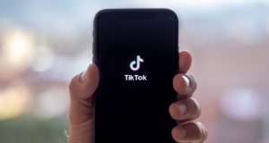 TikTok obustavlja prijenos uživo i novi sadržaj u Rusiji