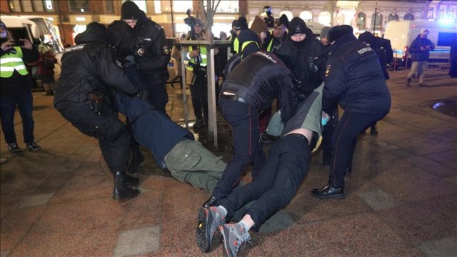 Uhapšeno više od 4.300 građana na antiratnim protestima u Rusiji