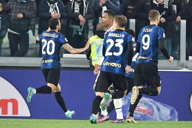 Inter pobijedio Juventus i ostao u utrci za titulu prvaka