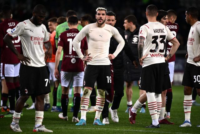Milan ponovo kiksao i odluku o tituli prepustio Interu