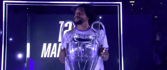 Marcelo kleknuo i zaplakao pred navijačima Reala