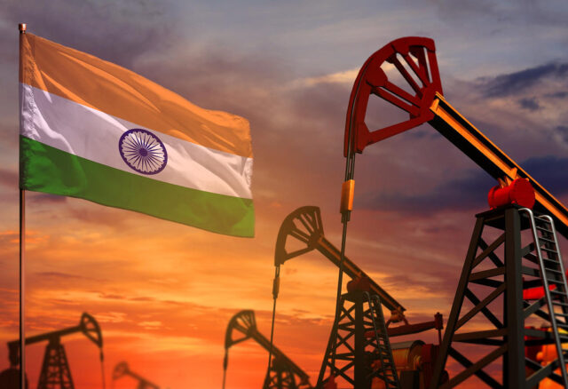 Indija traži da joj Rusija prodaje naftu za manje od 70 dolara po barelu