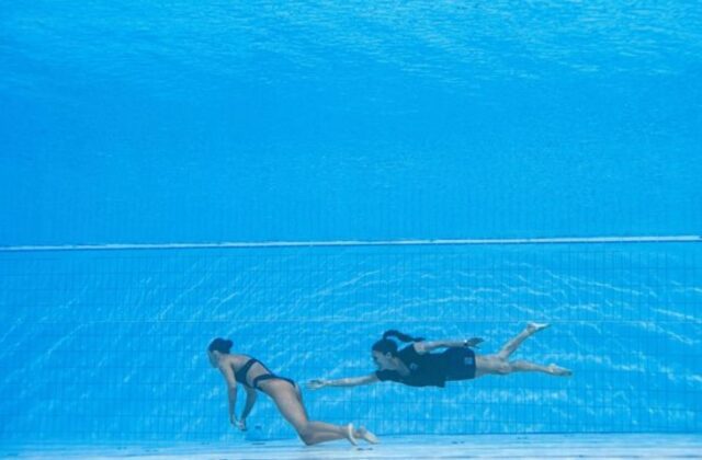 Plivačica se onesvijestila i potonula na dno bazena: Herojski potez trenera joj spasio život