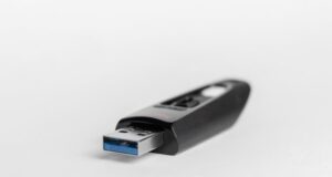 Japanac izgubio USB u kojem su pohranjeni lični podaci skoro pola miliona ljudi