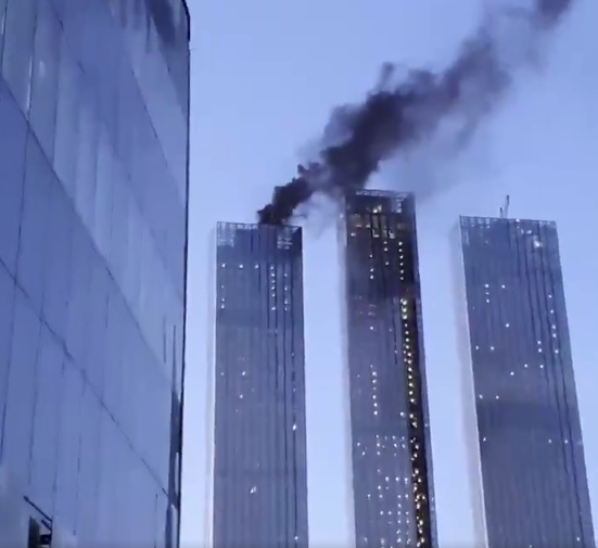 Izbio požar na jednoj od najviših zgrada u Moskvi
