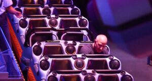Jeff Bezos ismijan zbog fotografije iz Disneylanda