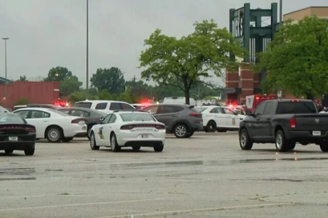 Napadač ubio troje ljudi u restoranu u Indianapolisu