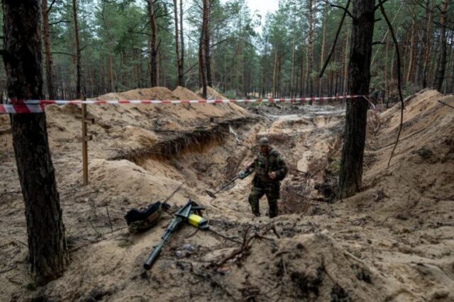 Novi zločini u Ukrajini: Pronađena masovna grobnica s 440 tijela