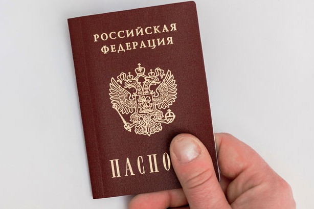 Rusima neće biti zabranjen ulaz u EU, ali će im biti teže i skuplje dobiti vizu